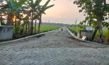 Genjot Infrastruktur, Desa Katikan Bangun Talud Penahan Tanah