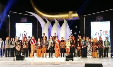 Ngawi Batik Fashion Sukses Digelar, Begini Kata Bupati Ony